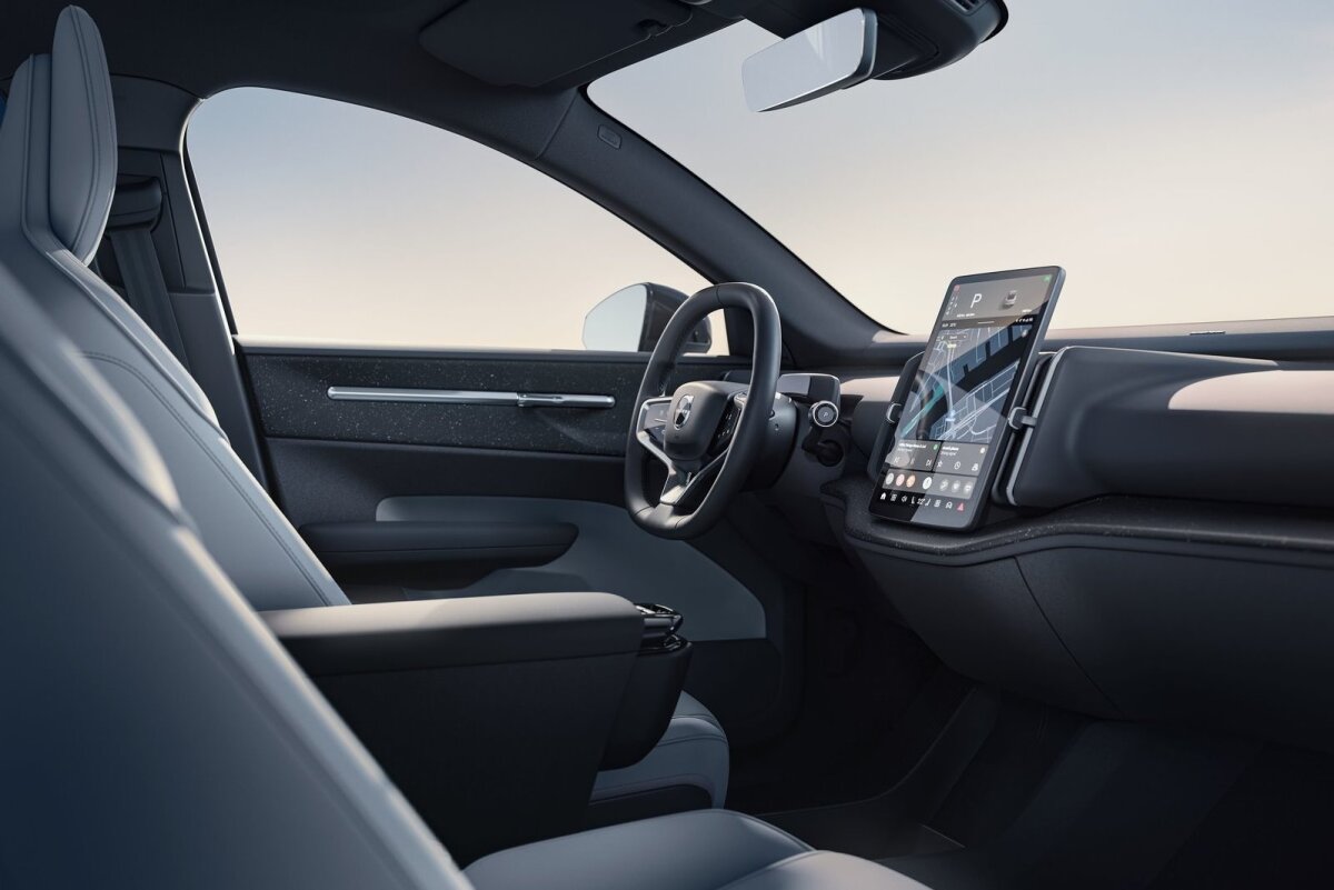 Volvo EX30 - 2023