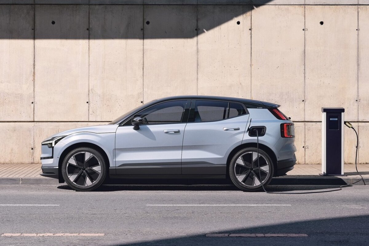 Volvo EX30 - 2023