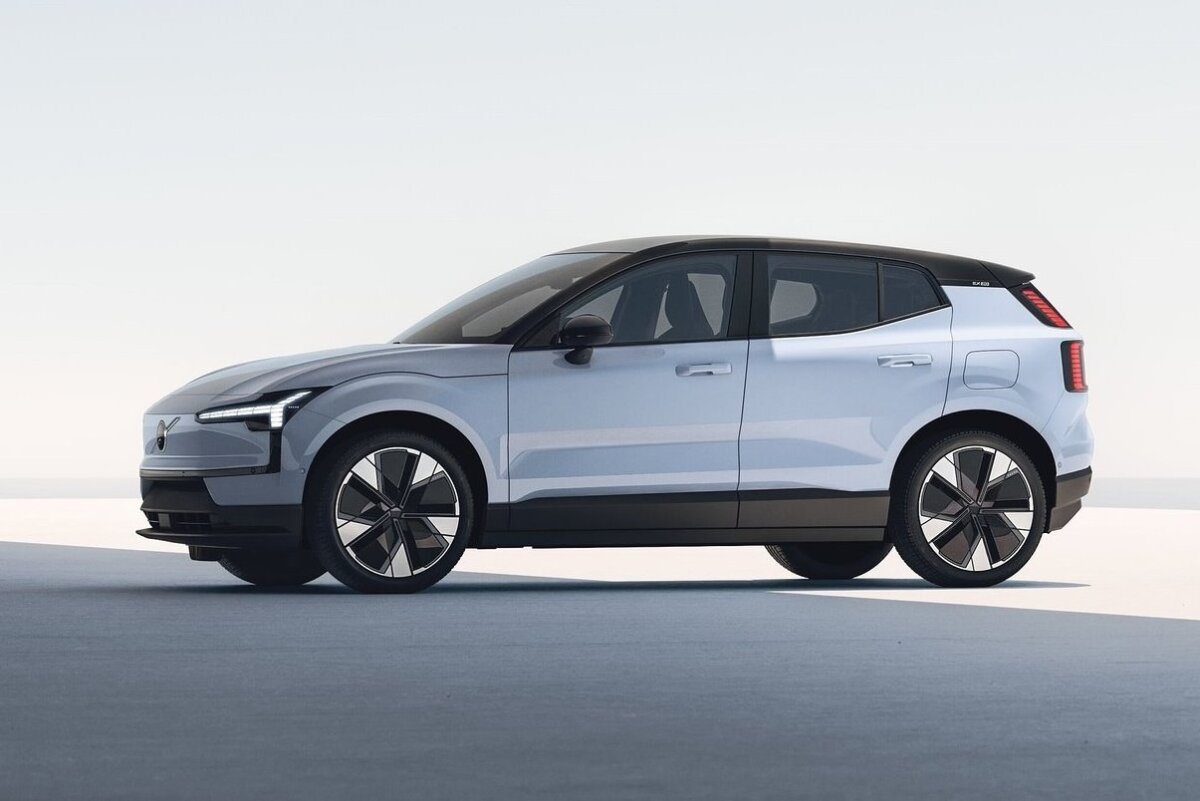 Volvo EX30 - 2023