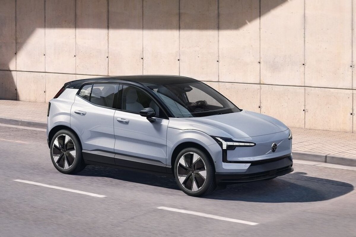 Volvo EX30 - 2023
