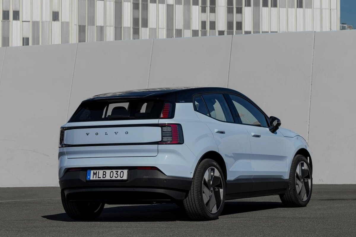 Volvo EX30 - 2023