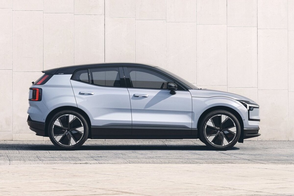 Volvo EX30 - 2023