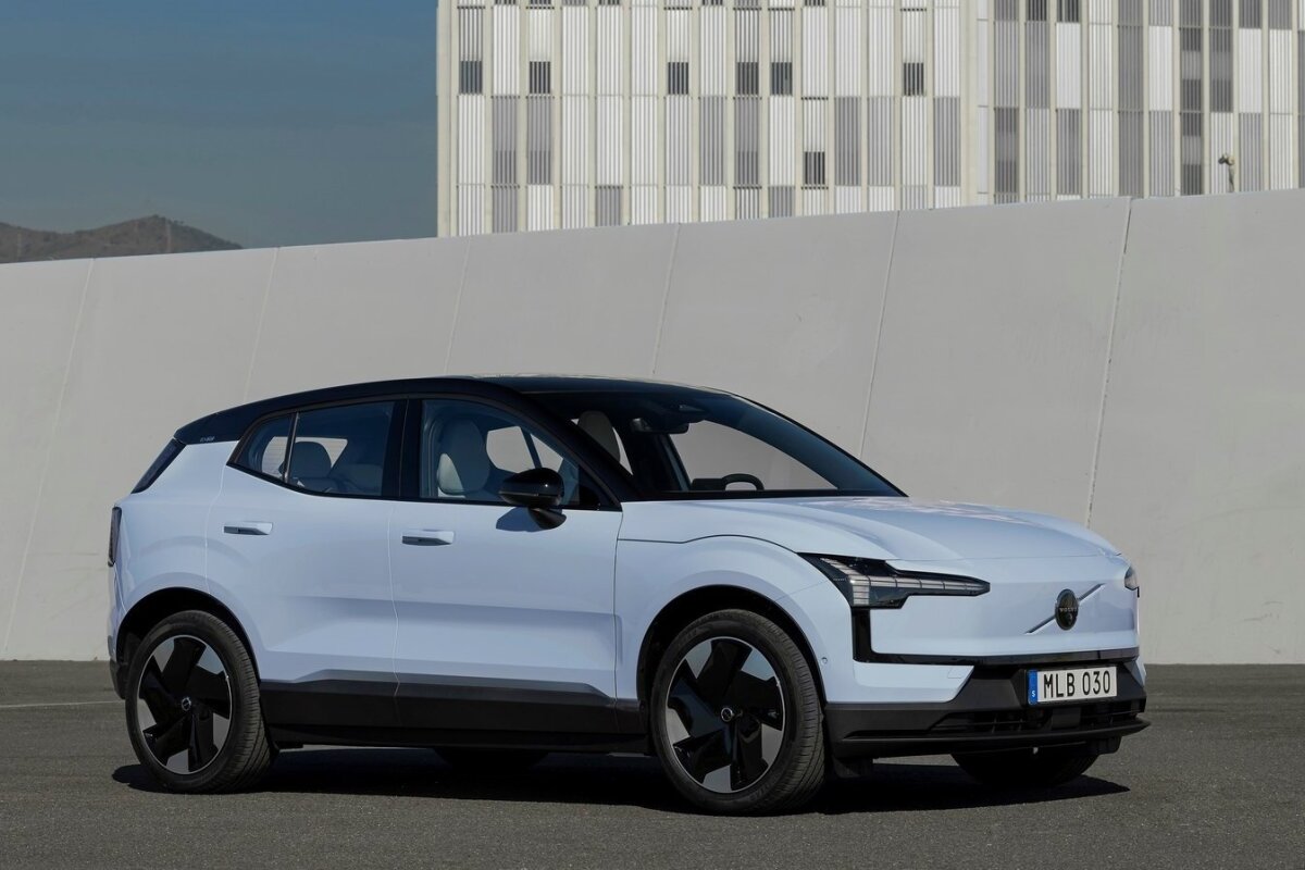 Volvo EX30 - 2023