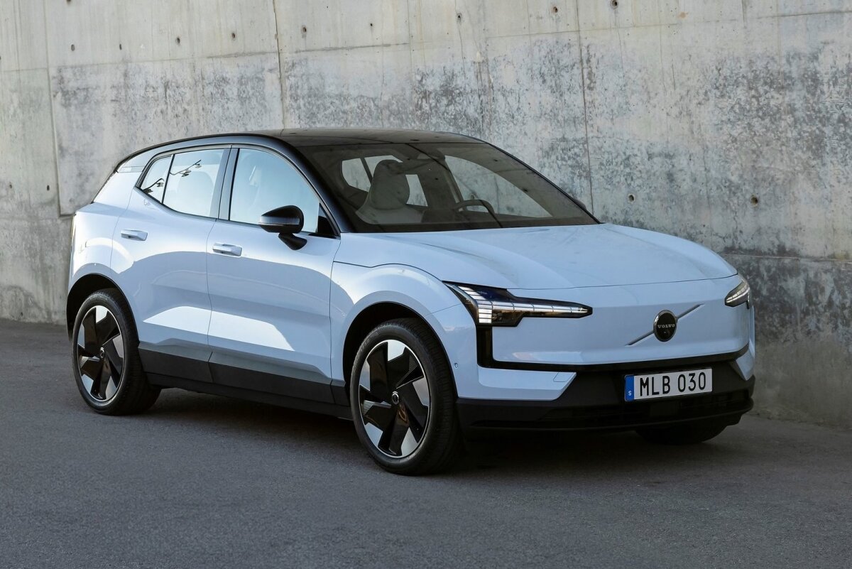 Volvo EX30 - 2023