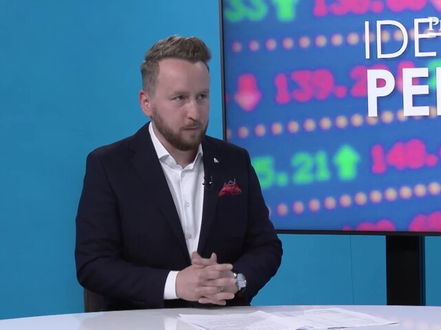 Martin Kontúr, Sociálna poisťovňa, Ide o peniaze