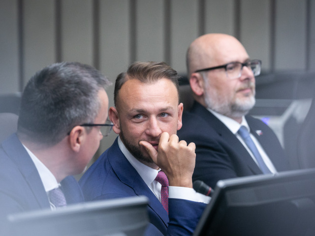 Michal Kaliňák, Erik Tomáš, Matúš Šutaj Eštok