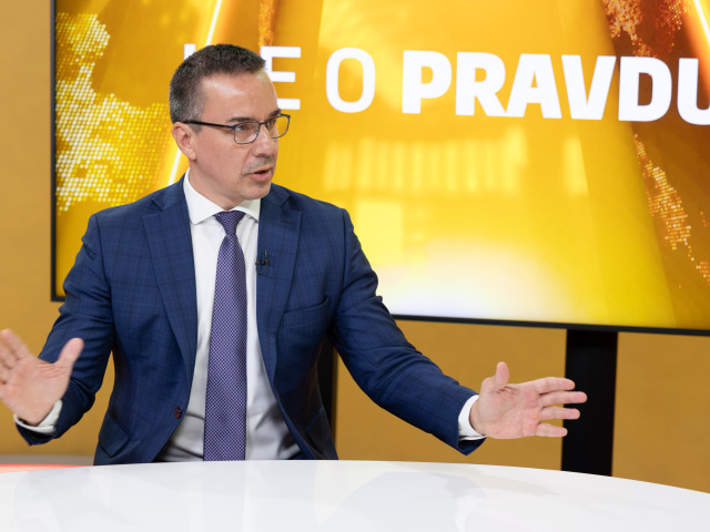 ide o pravdu, erik tomas, Erik Tomáš