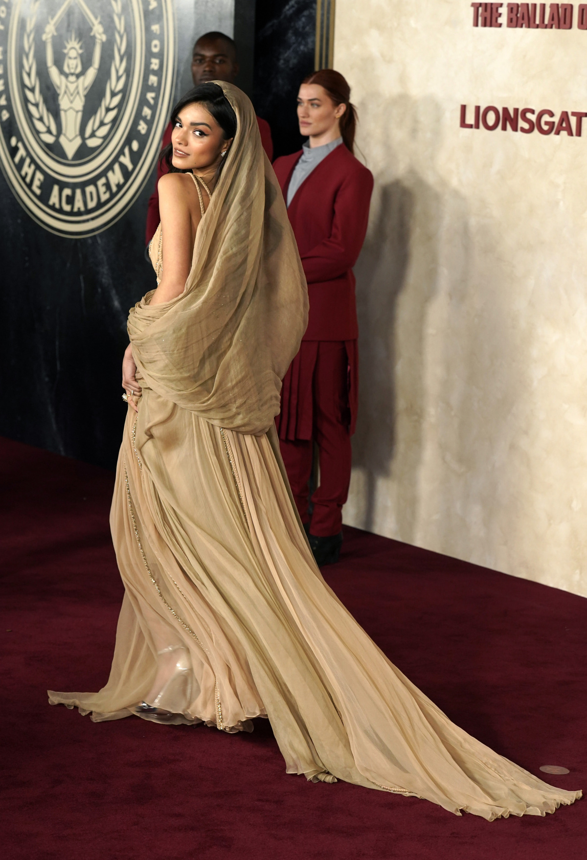 Herečka Rachel Zegler v kreácii Elie Saab Haute Couture 