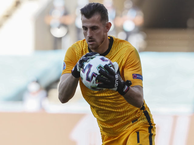01. Martin Dúbravka