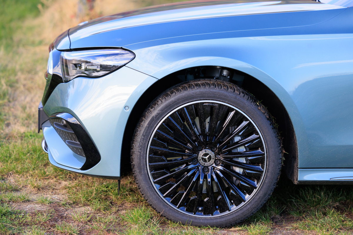 Mercedes-Benz E 220d 4Matic - test 2023