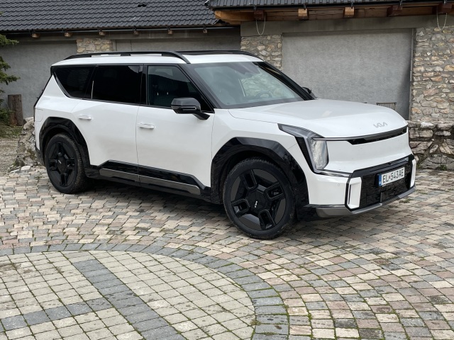 Kia EV9 GT-line - prvá jazda 2023