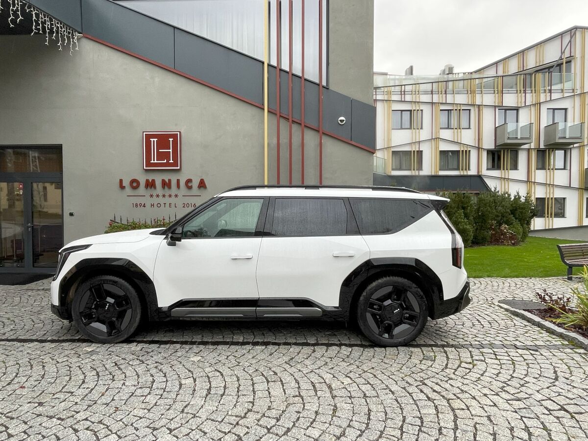 Kia EV9 GT-line - prvá jazda 2023