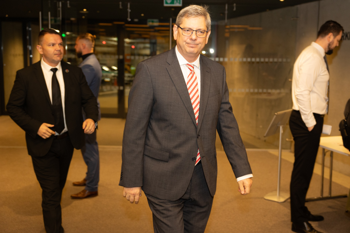 slávnostný snem, SMER, jazdiareň Boris Susko, minister spravodlivosti