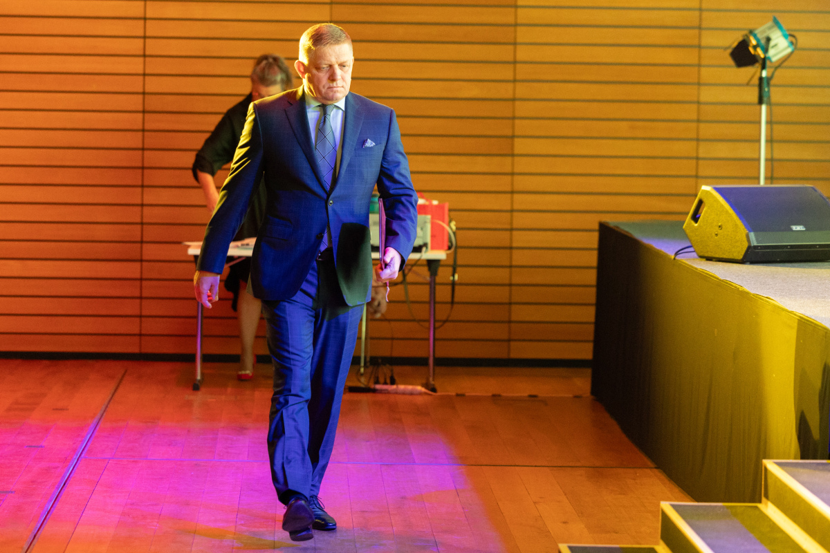 slávnostný snem SMER jazdiareň fico