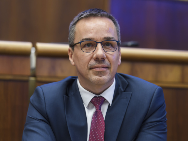 erik tomáš