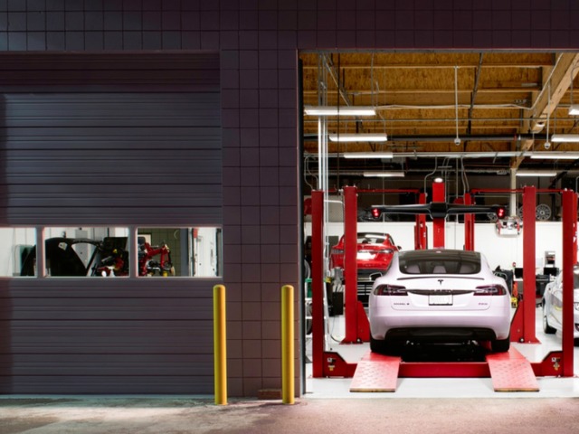 Tesla - servis