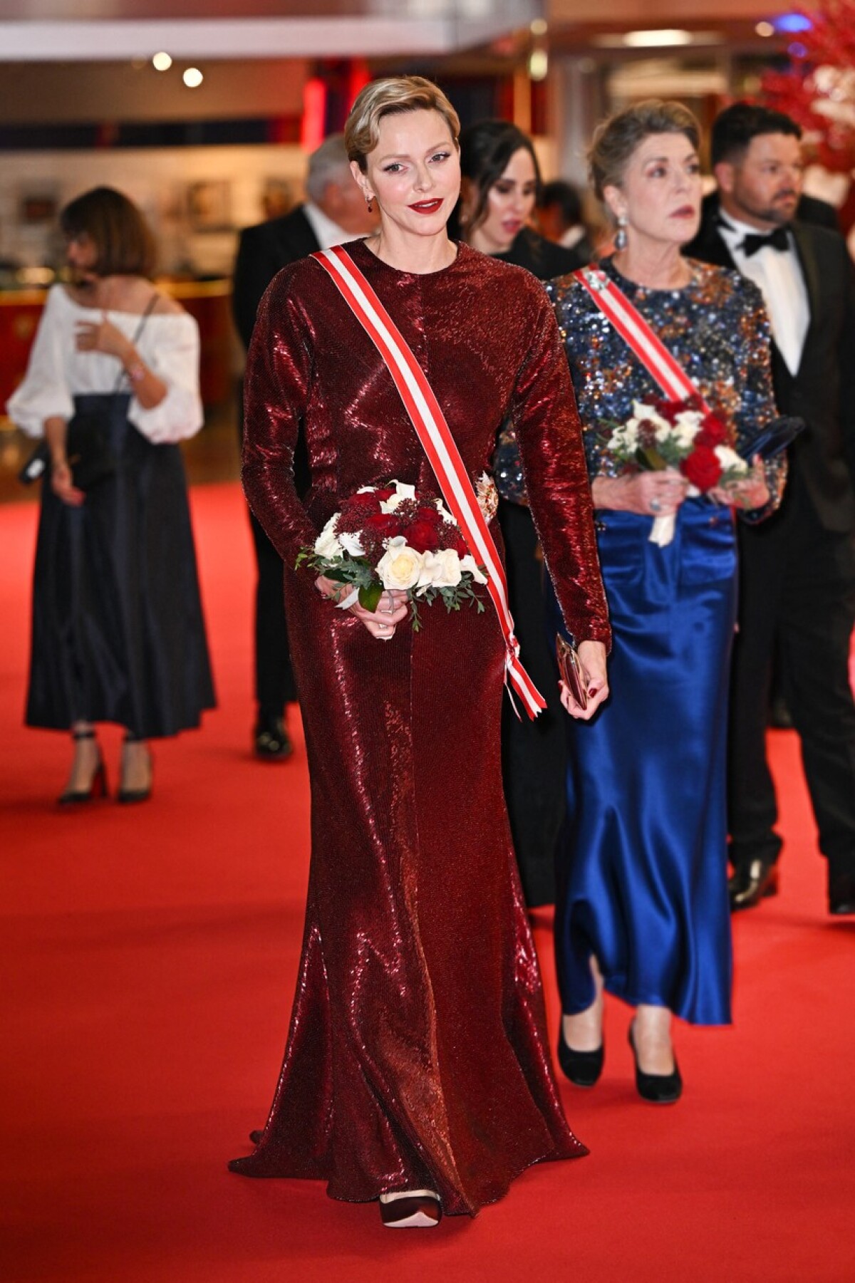 Monacká princezná Charlene v kreácii Didier Angelo