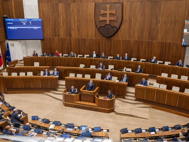 parlament, NRSR
