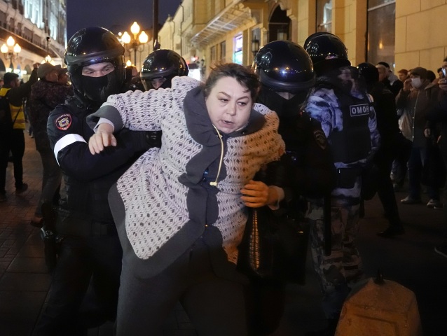 Rusko, Ukrajina, vojna na Ukrajine, Rusi, protest, mobilizácia, poriadková polícia
