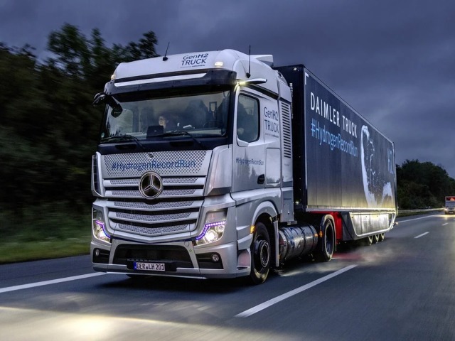 Mercedes-Benz Actros GenH2 - 2023