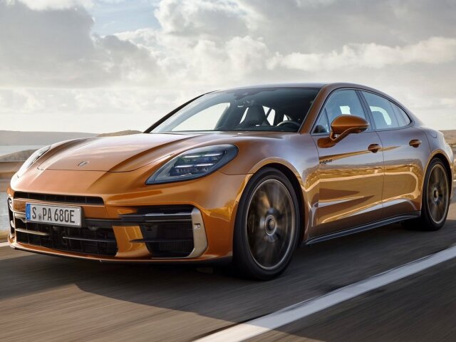 Porsche Panamera - 2024