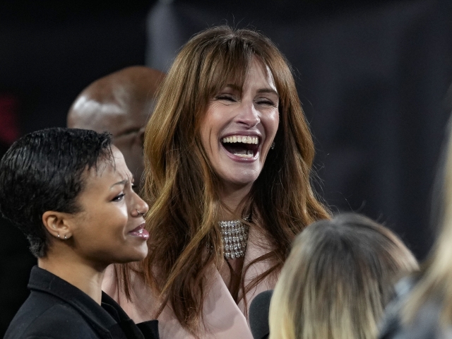 Myha'la Herrold (vľavo) a Julia Roberts 