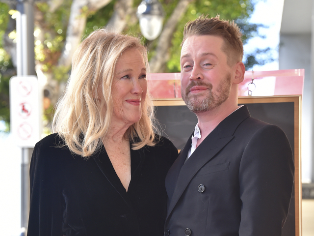 Catherine O'Hara a herec Macaulay Culkin