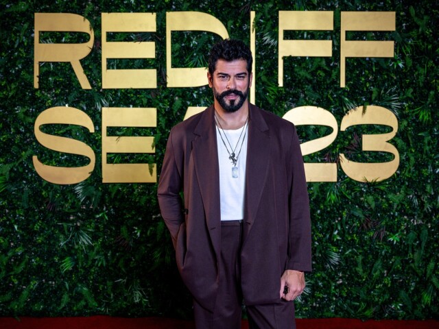 Burak Özçivit