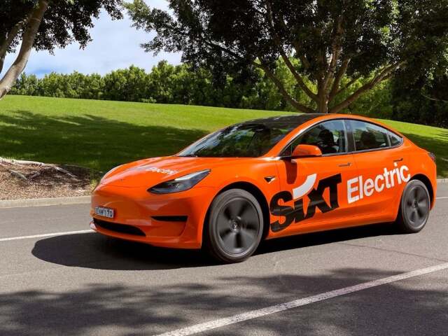 sixt-tesla-1