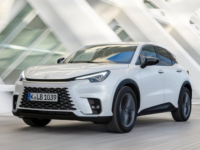 Lexus LBX - 2024