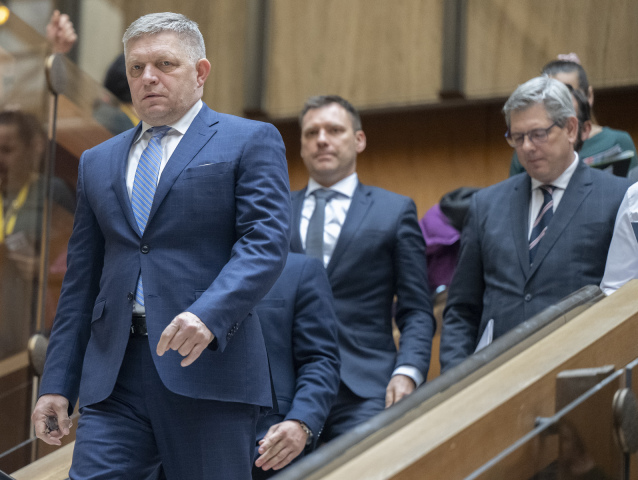 SR Bratislava politika vláda 8. schôdza BAX