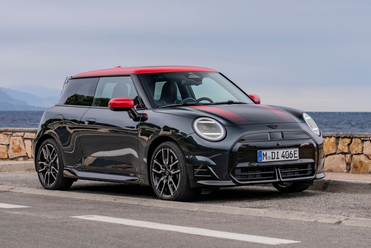 Mini Cooper SE JCW