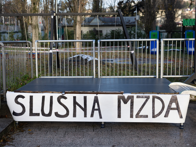 protest, štrajk zamestnancov UniCredit Bank Bratislava