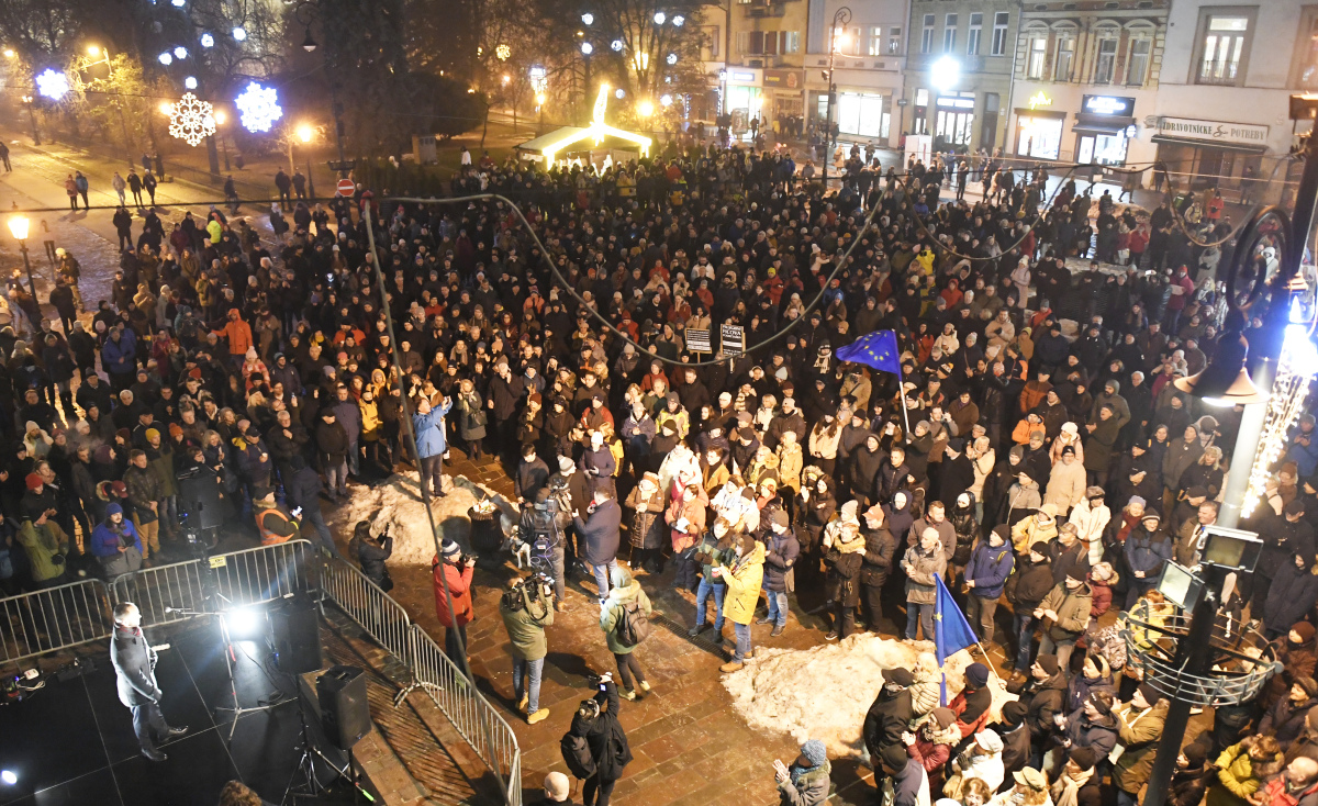 SR Košice Protest Opozícia ÚŠP Rušenie KEX