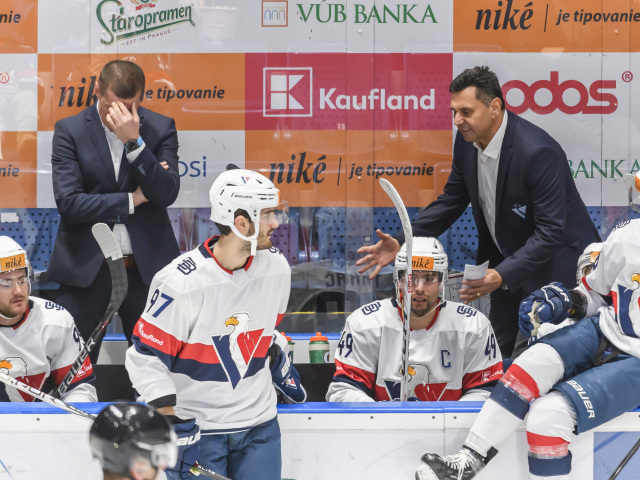 SR Hokej TEL 25.kolo Slovan Zvolen BAX