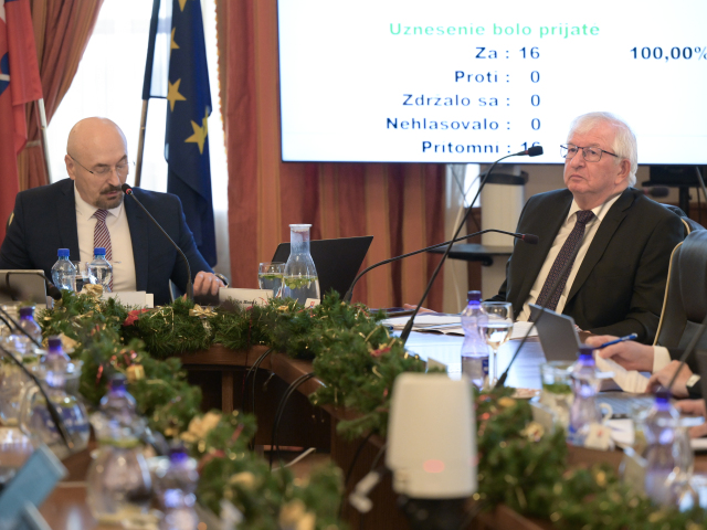 súdna rada, mazák