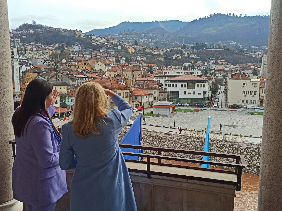 Bosna a Hercegovina SR prezidentka vojaci návšteva EUFOR