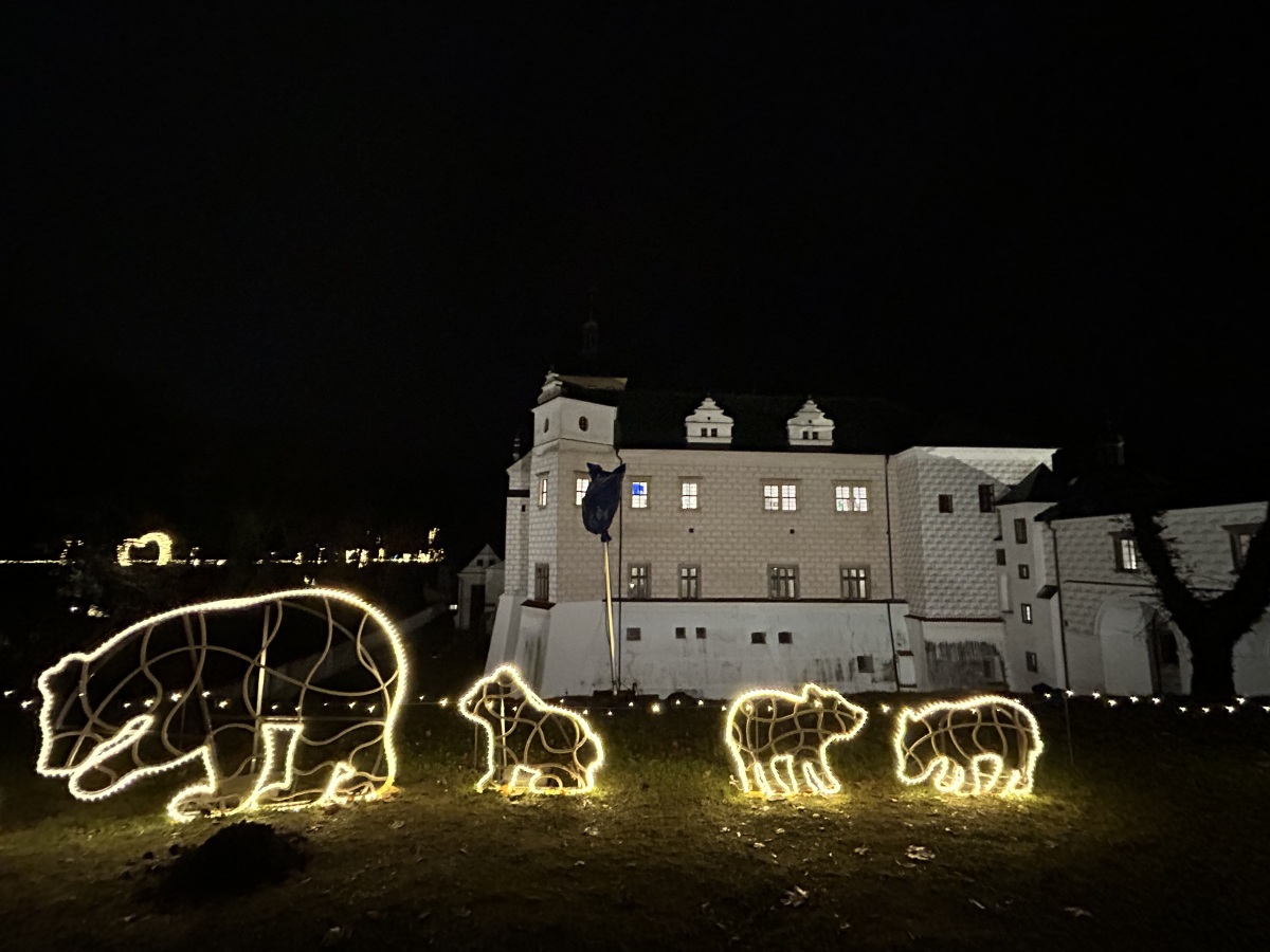 Pardubice, zámok,