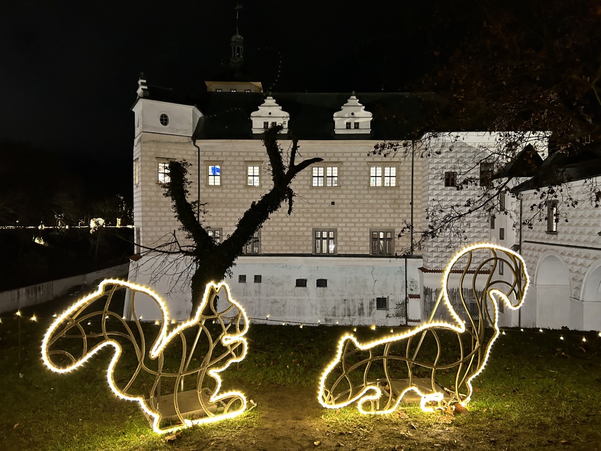 Pardubice, zámok