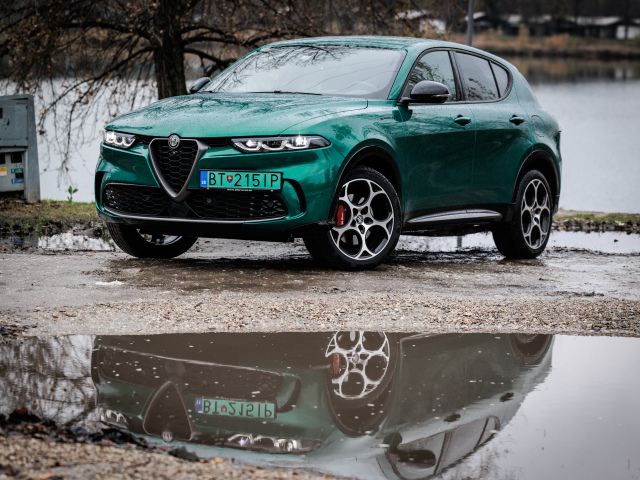 Alfa Romeo Tonale Plug-in Hybrid Q4 (2023)
