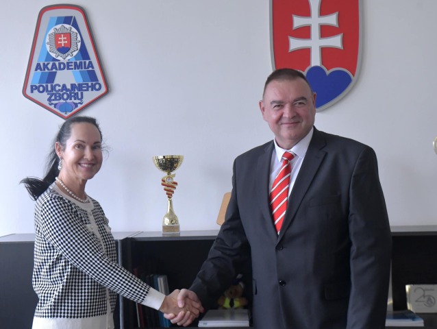 Lucia Kurilovská / Stanislav Šišulák /
