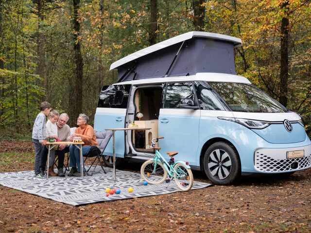 Volkswagen ID.Buzz Outbase (2024)