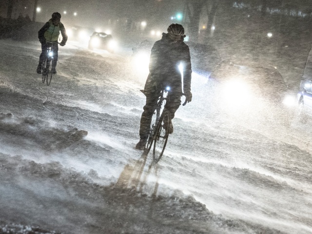 Aalborg / Cyklista / Bicykel / Počasie / Sneh /