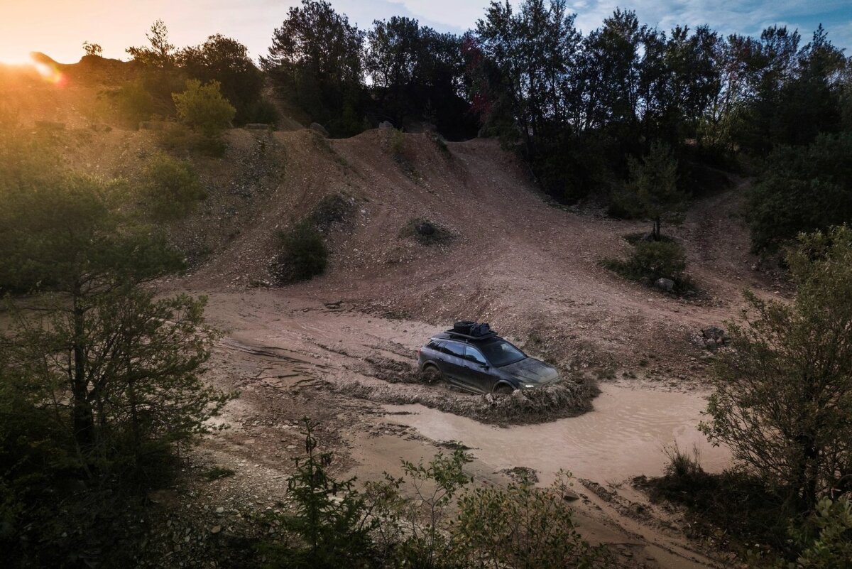 Audi Q8 e-tron Dakar Edition - 2024