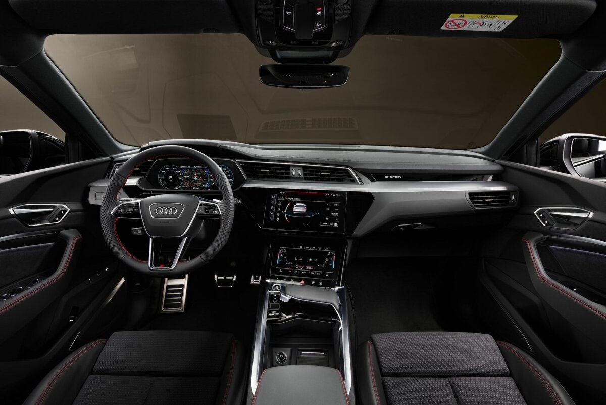 Audi Q8 e-tron Dakar Edition - 2024