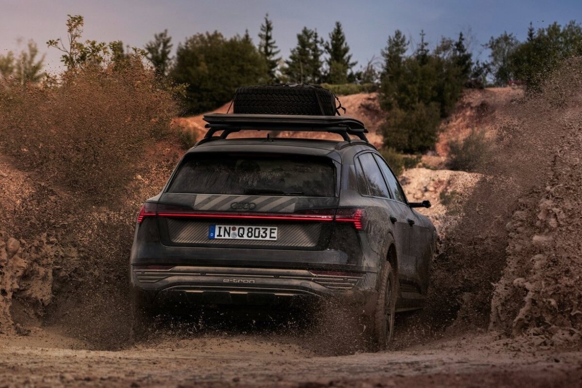 Audi Q8 e-tron Dakar Edition - 2024