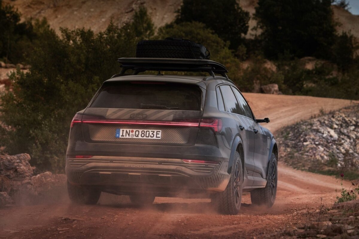 Audi Q8 e-tron Dakar Edition - 2024