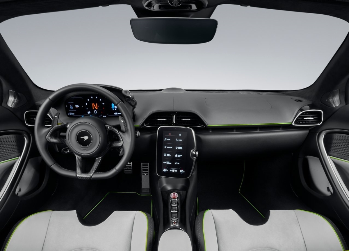 McLaren Artura 10