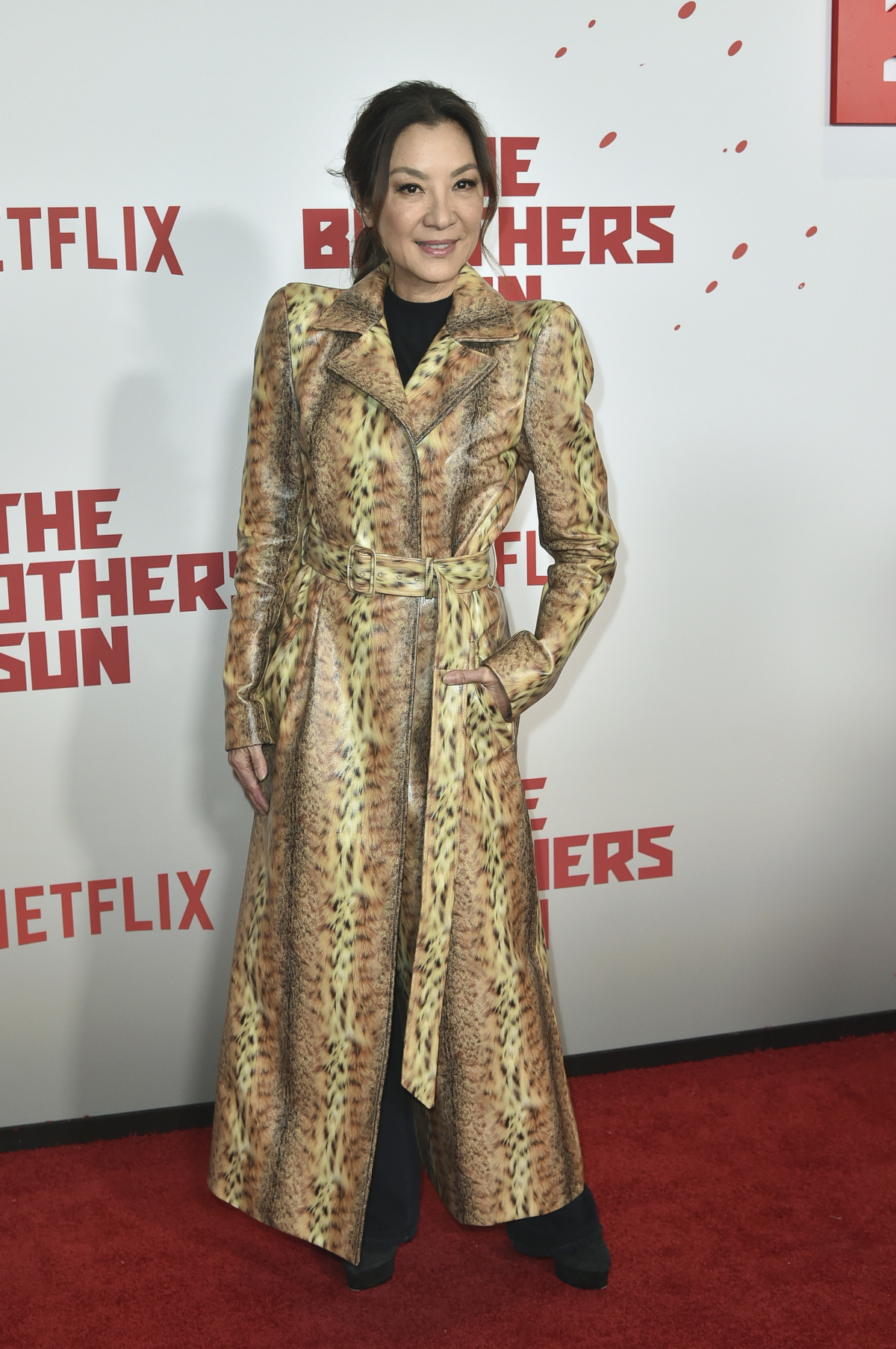 Michelle Yeoh v kreácii Balenciaga