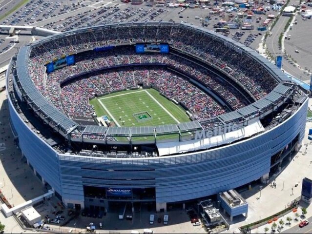 40. Met Life Stadium